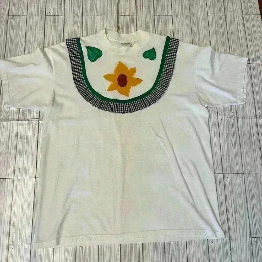 90s Handmade Embroidered Sunflower and Gingham Ruffle Shirt